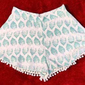 Karlie Pom-pom Fringe Leaf Imprint Dress Shorts Sz Med Side Zip Resort